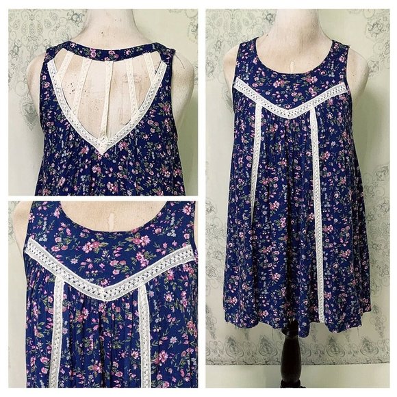 entro Tops - Entro Floral Strappy Crochet Lace Tunic Top Womens sz S Blouse Shirt Oversize